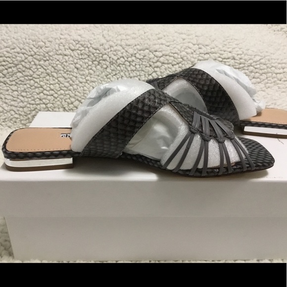 NWT in BOX CHARLES DAVID Leather Flat Sandals - Picture 6 of 15